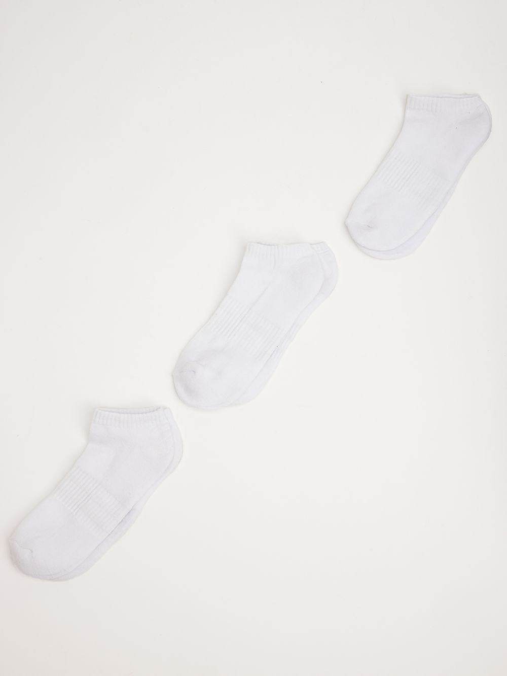 מארז שלישיית גרבי עקב ספורטיביות בייסיק