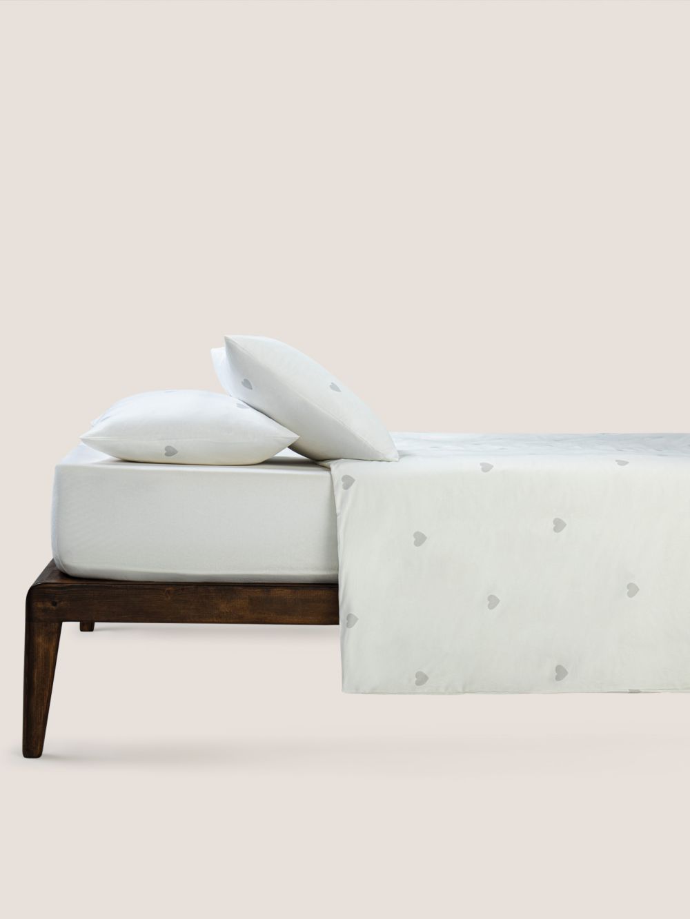 סט מצעים Queen Of Heart