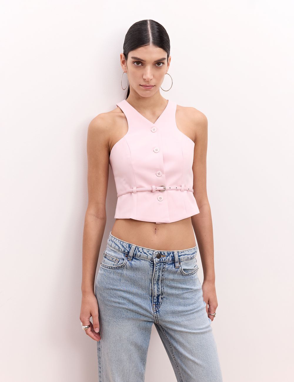 ווסט עם חגורה