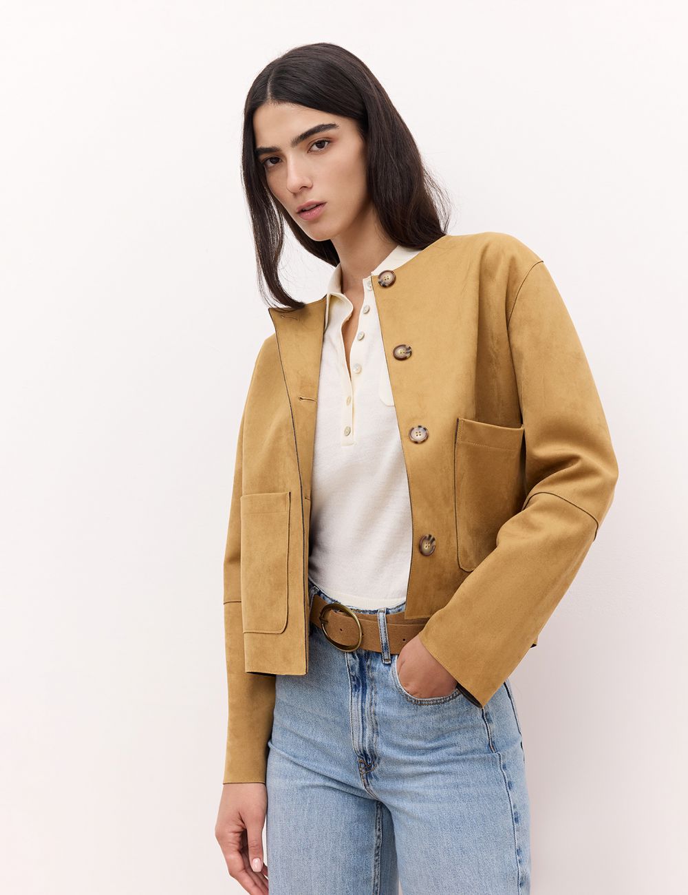 ג׳קט קצר במראה זמש