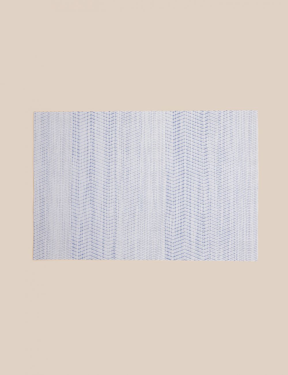 פלייסמנט וניל כחול לבן 30X45CM