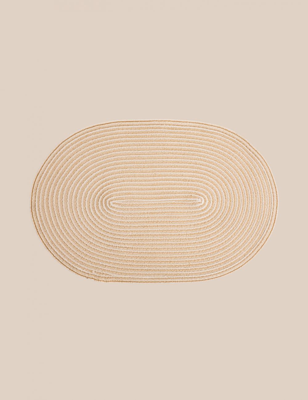 פלייסמנט אובלי במראה קש