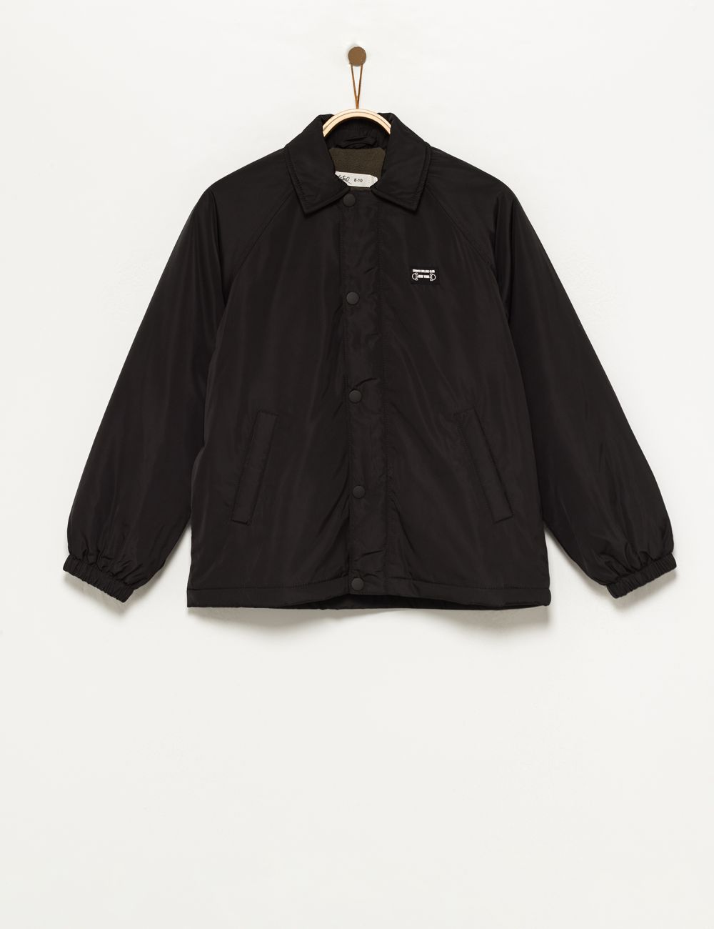 מעיל עם צווארון