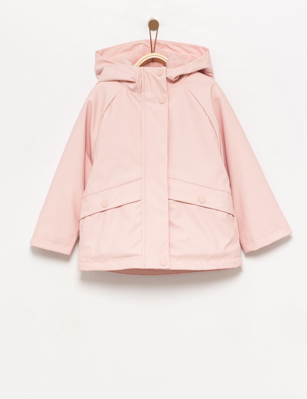 מעיל עם כובע