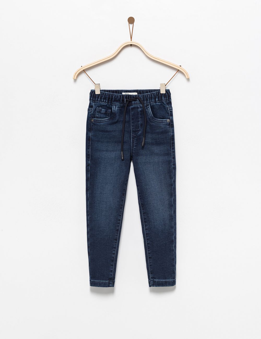 מכנסי ג’ינס עם שרוך