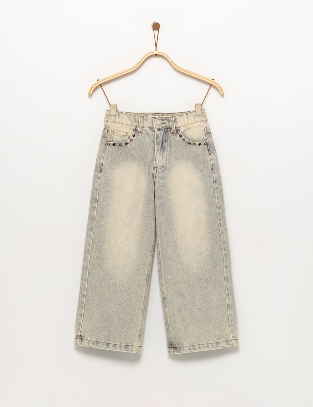 ג׳ינס מעוטר ניטים