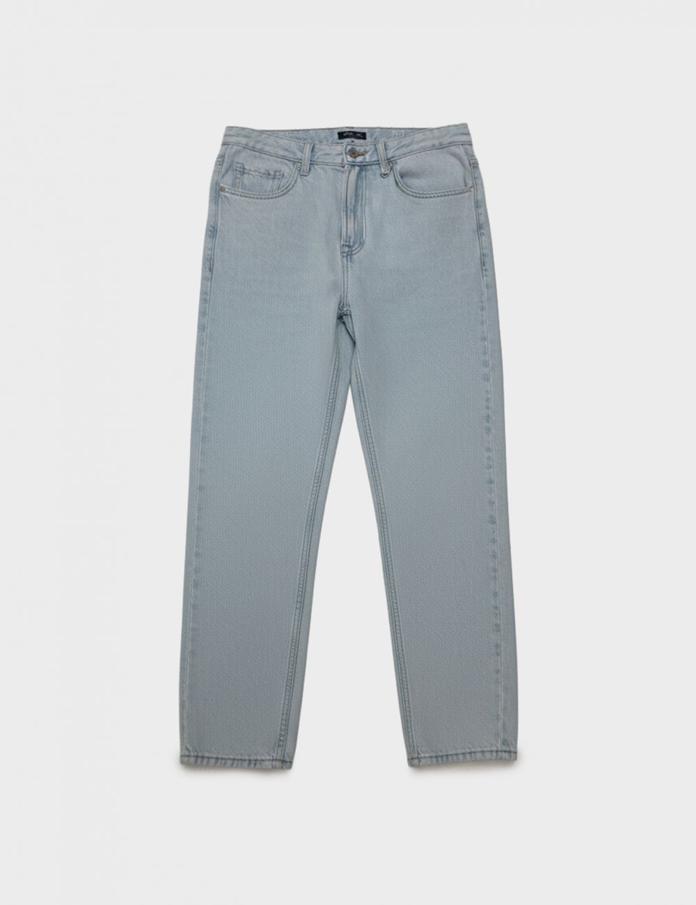 ג׳ינס בגזרת straight vintage