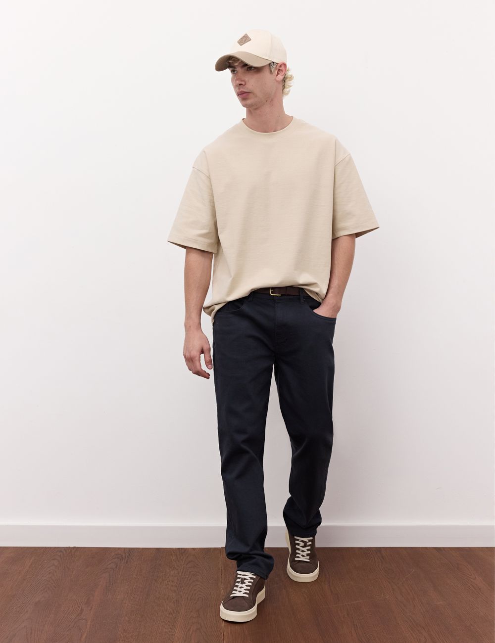 ג’ינס בגזרת SLIM