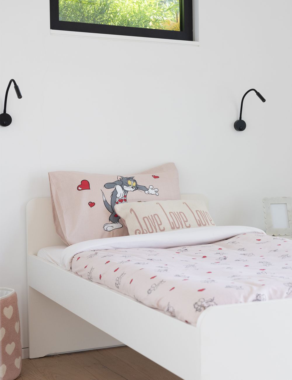 סט מצעים טום וגרי ורוד