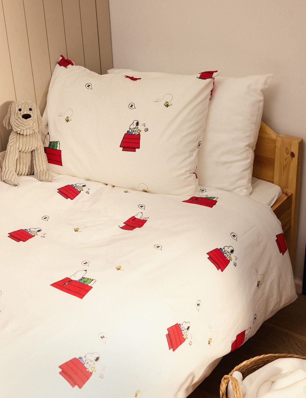 סט מצעים סנופי לבן