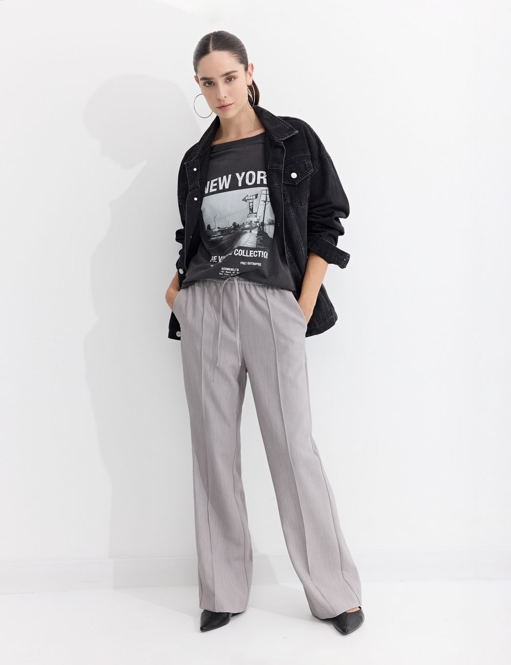 מכנסיים עם תפר קידמי