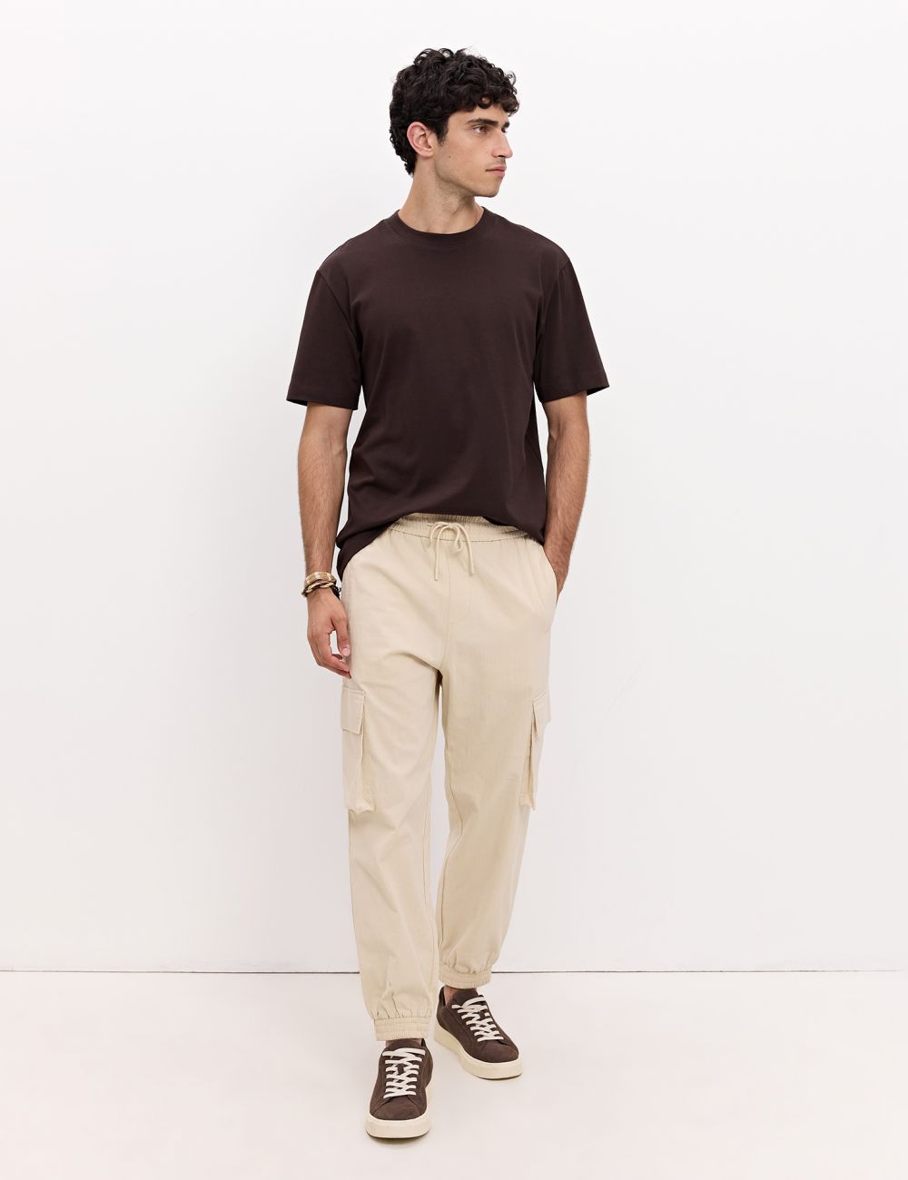 דגמ״ח JOGGER עם מותן אלסטית