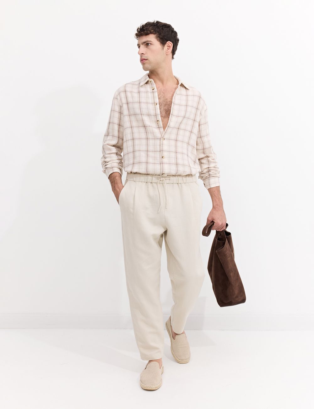 מכנסיים מחוייטים עם מותן אלסטית