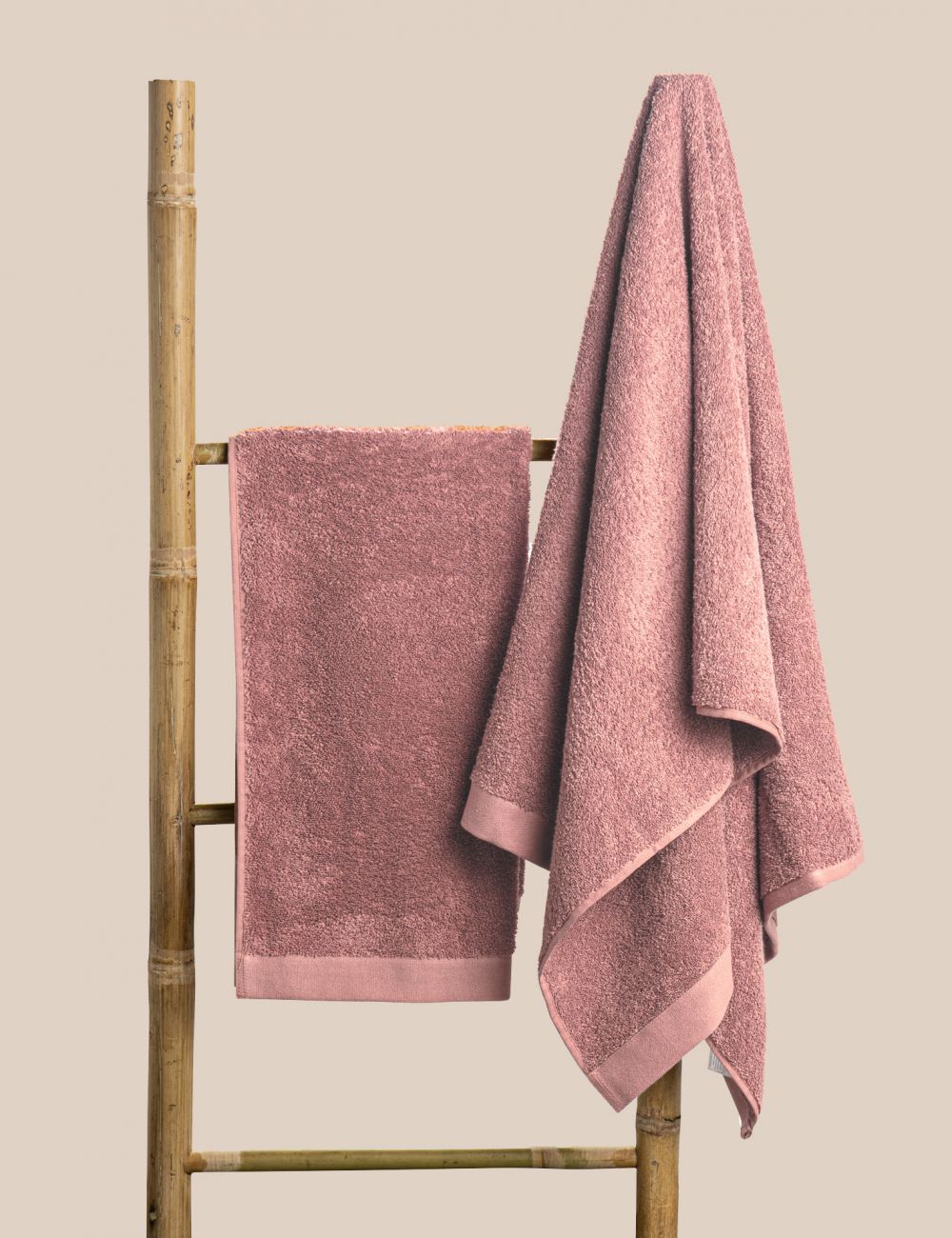 מגבת גוף בייסיק 90X140CM