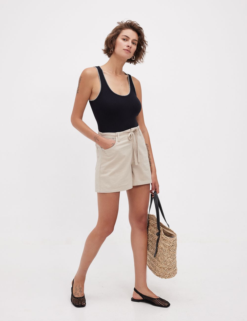 מכנסיים קצרים בסגנון ג׳ינס עם שרוך