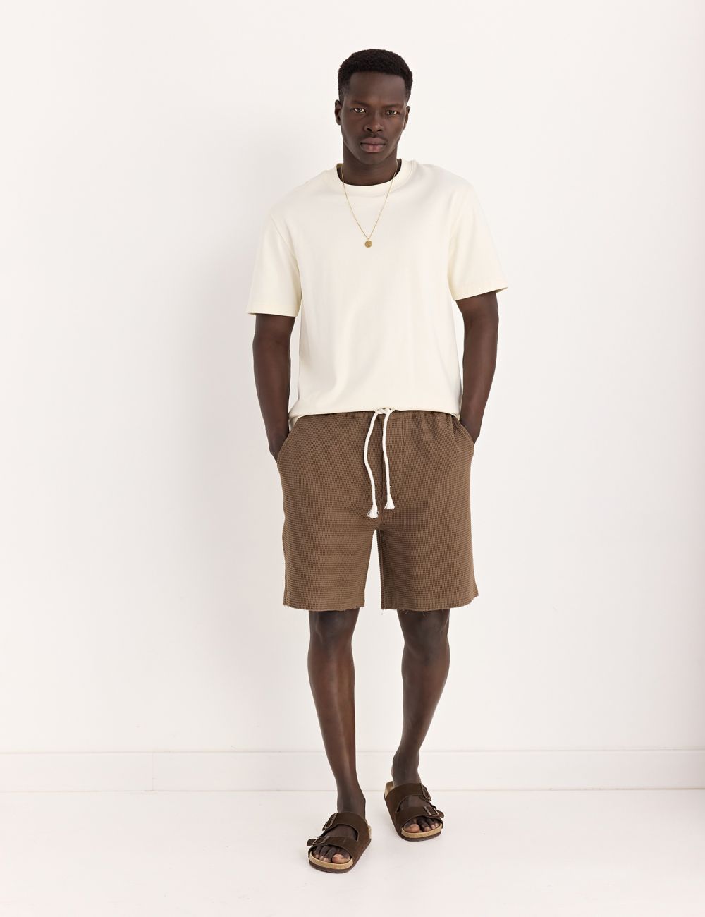 מכנסי ברמודה וופל