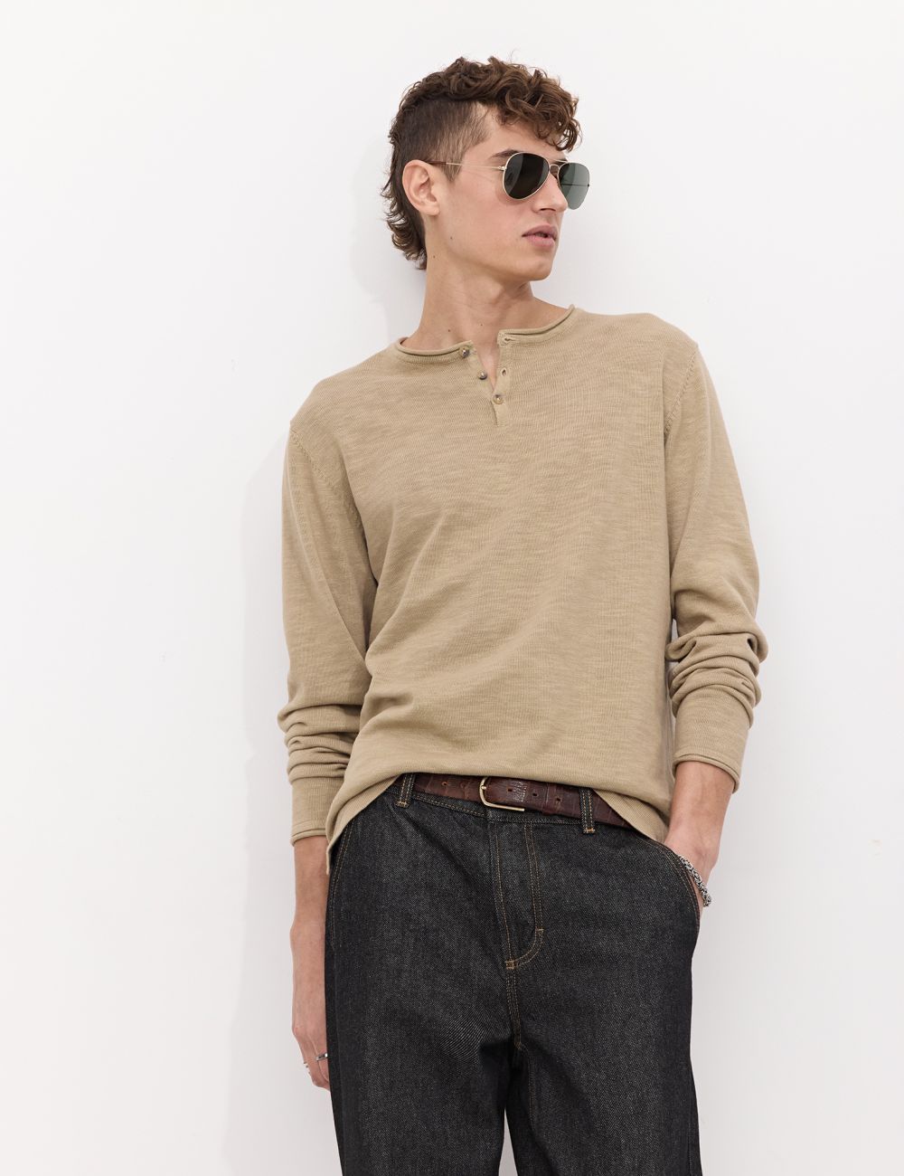 סריג עם מפתח כפתורים