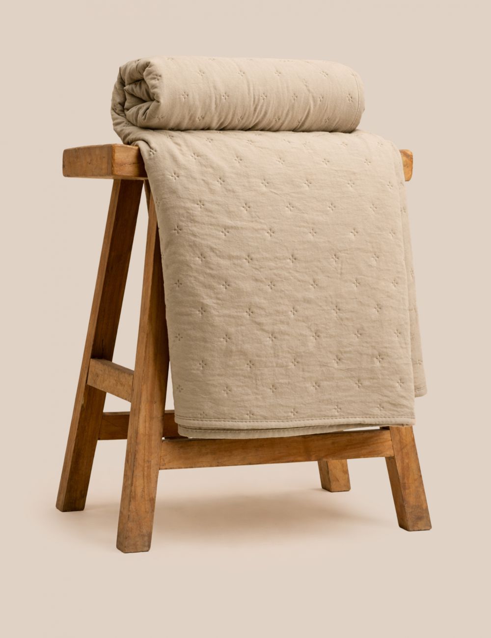 שמיכת קיץ קווליט עם מילוי  דוגמת פרחים 220*200