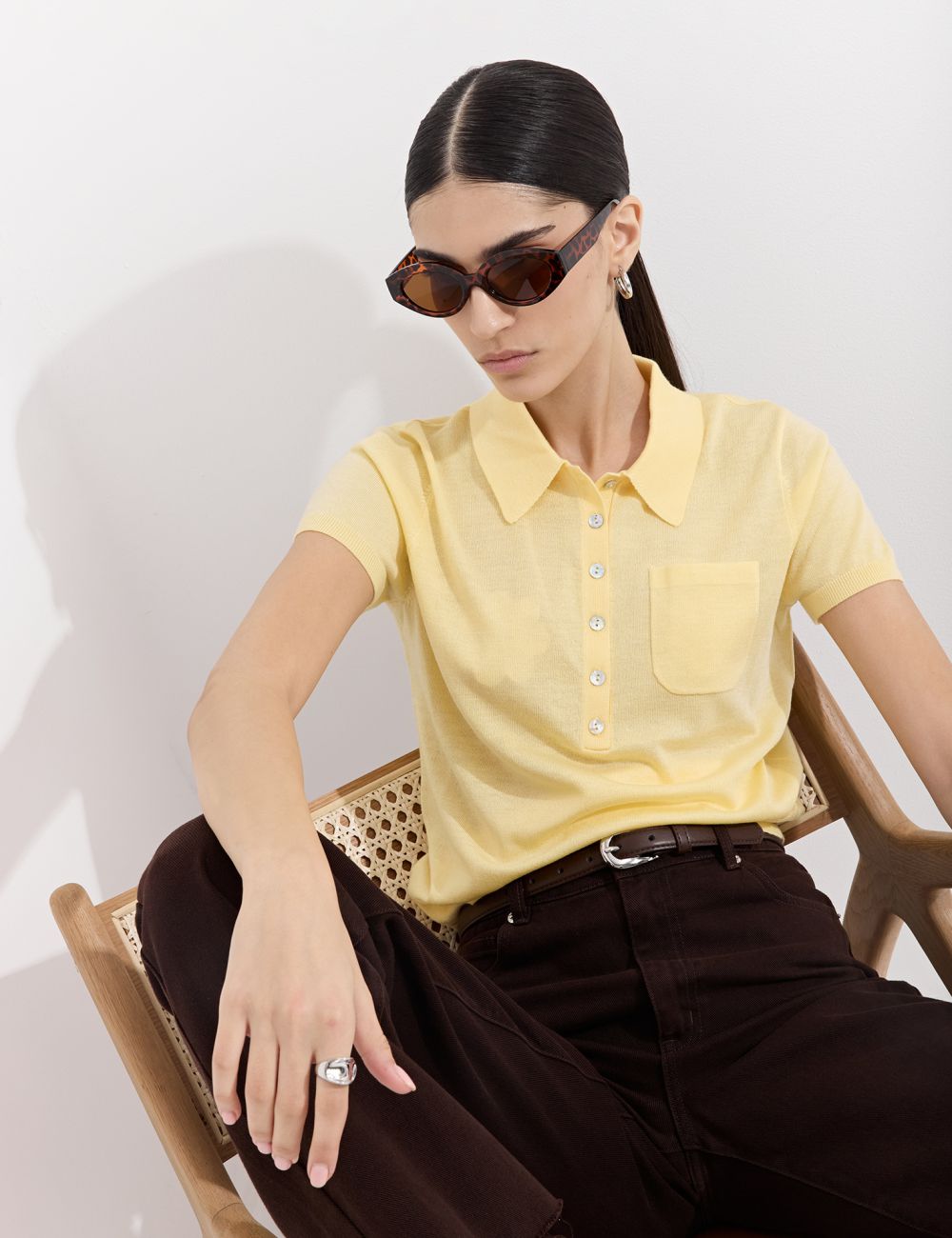 חולצת סריג קצרה