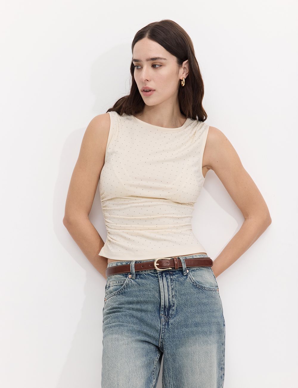 גופייה עם ניטים