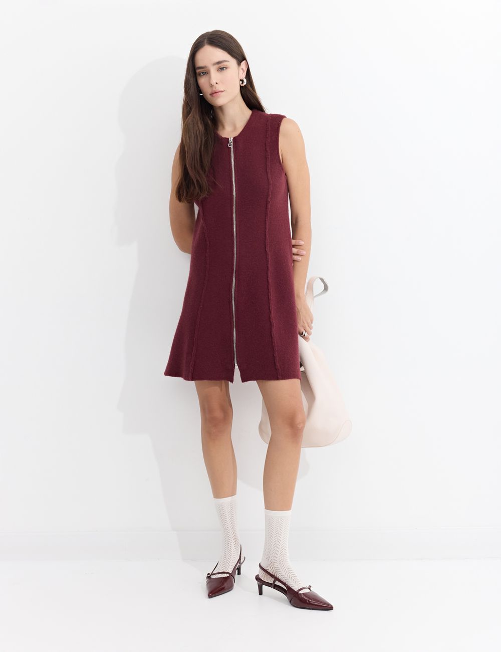 שמלת מיני סרוגה עם רוכסן