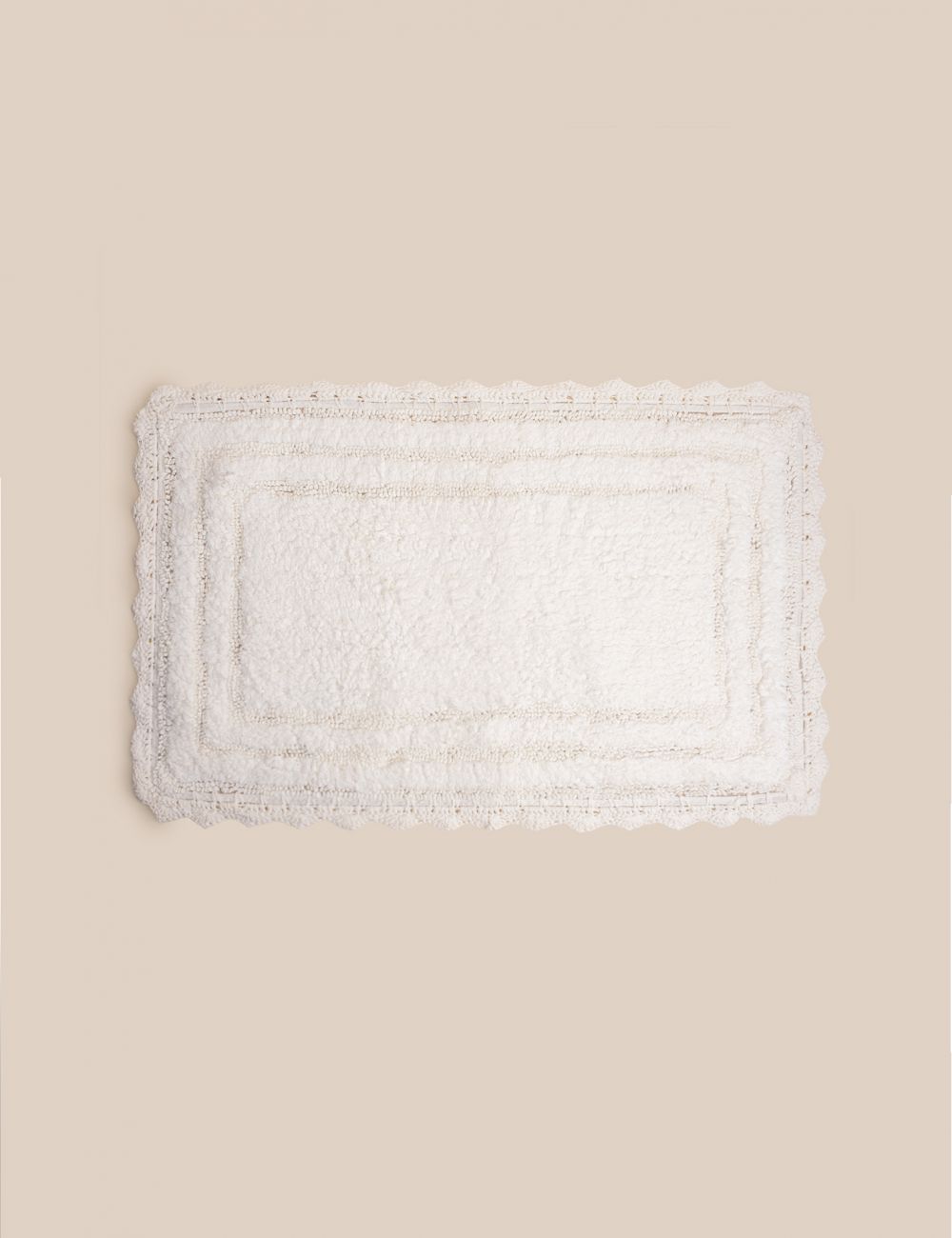 שטיח אבמטיה מלבני עם תחרה