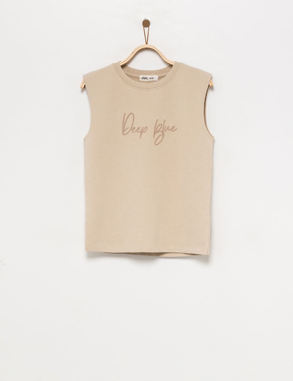 גופיה עם רקמה