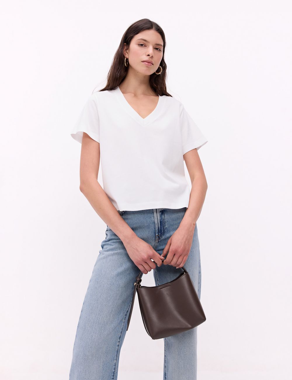 טי שירט פימה בוקסית מחשוף וי