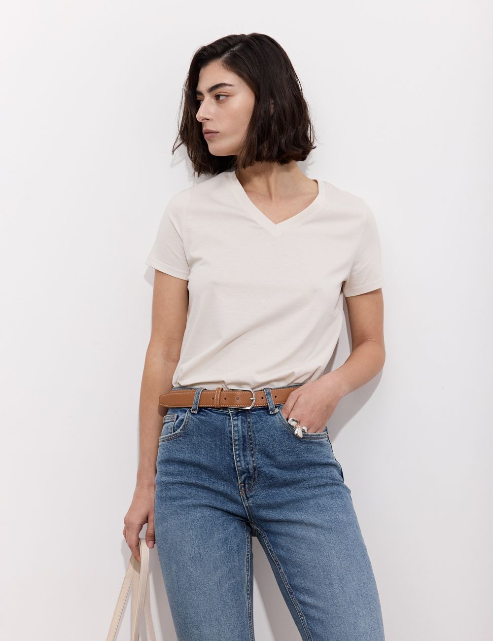 חולצת בית ספר בייסיק V