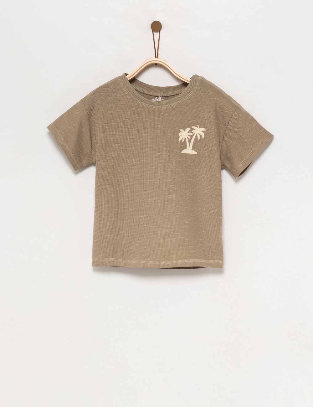 טי-שירט טקסטורה רקומה