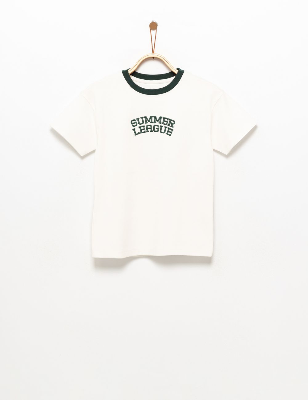 חולצת טי עם דפוס