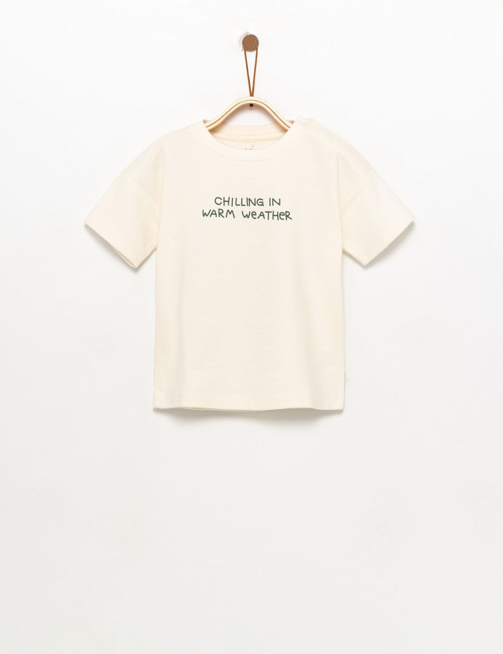 טי שירט עם טקסטורה