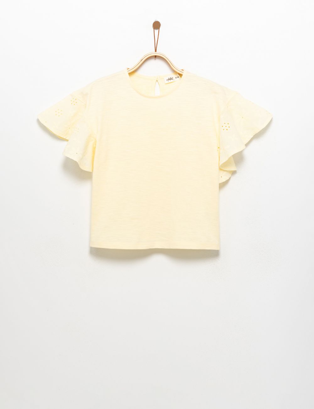 חולצה עם שרוול קצר ורקמה