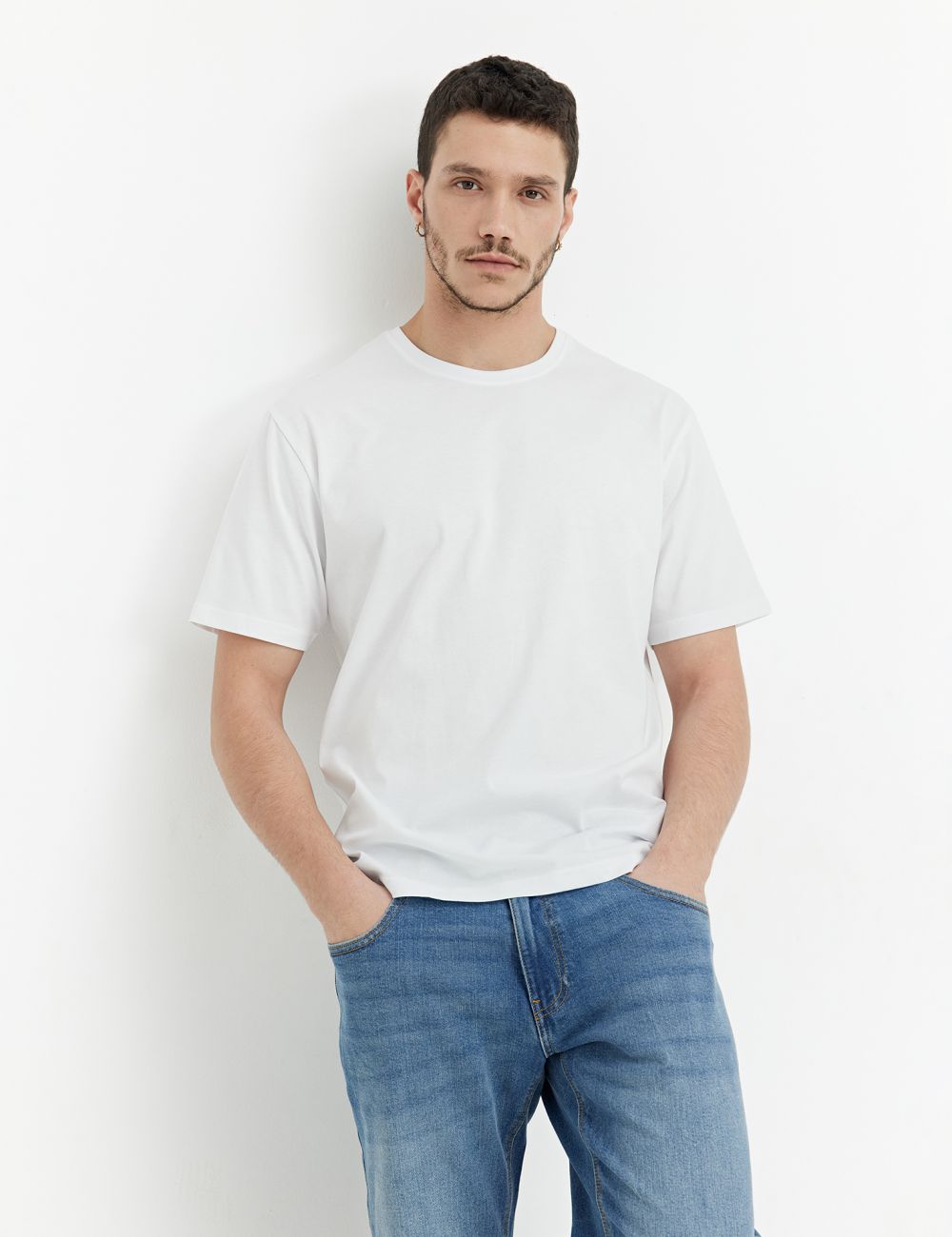 טי-שירט בייסיק Regular Fit