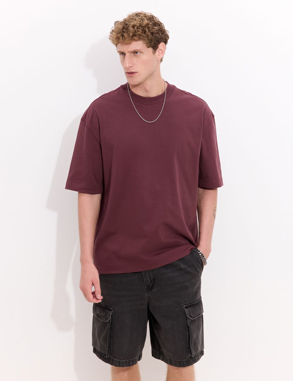 טי-שירט רחבה