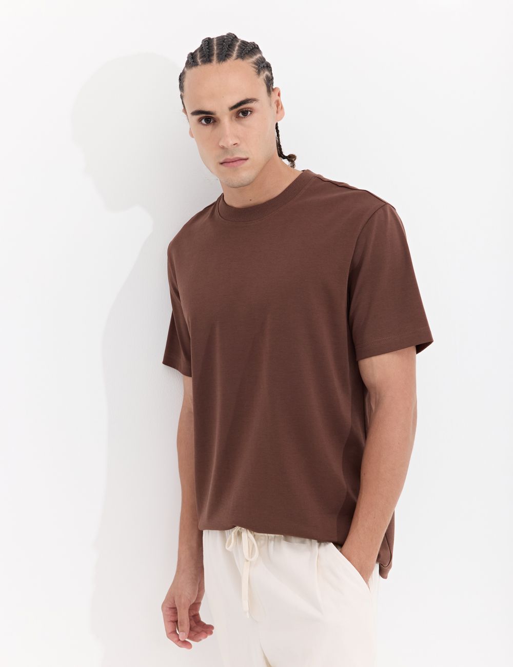 טי שירט שרוול קצר