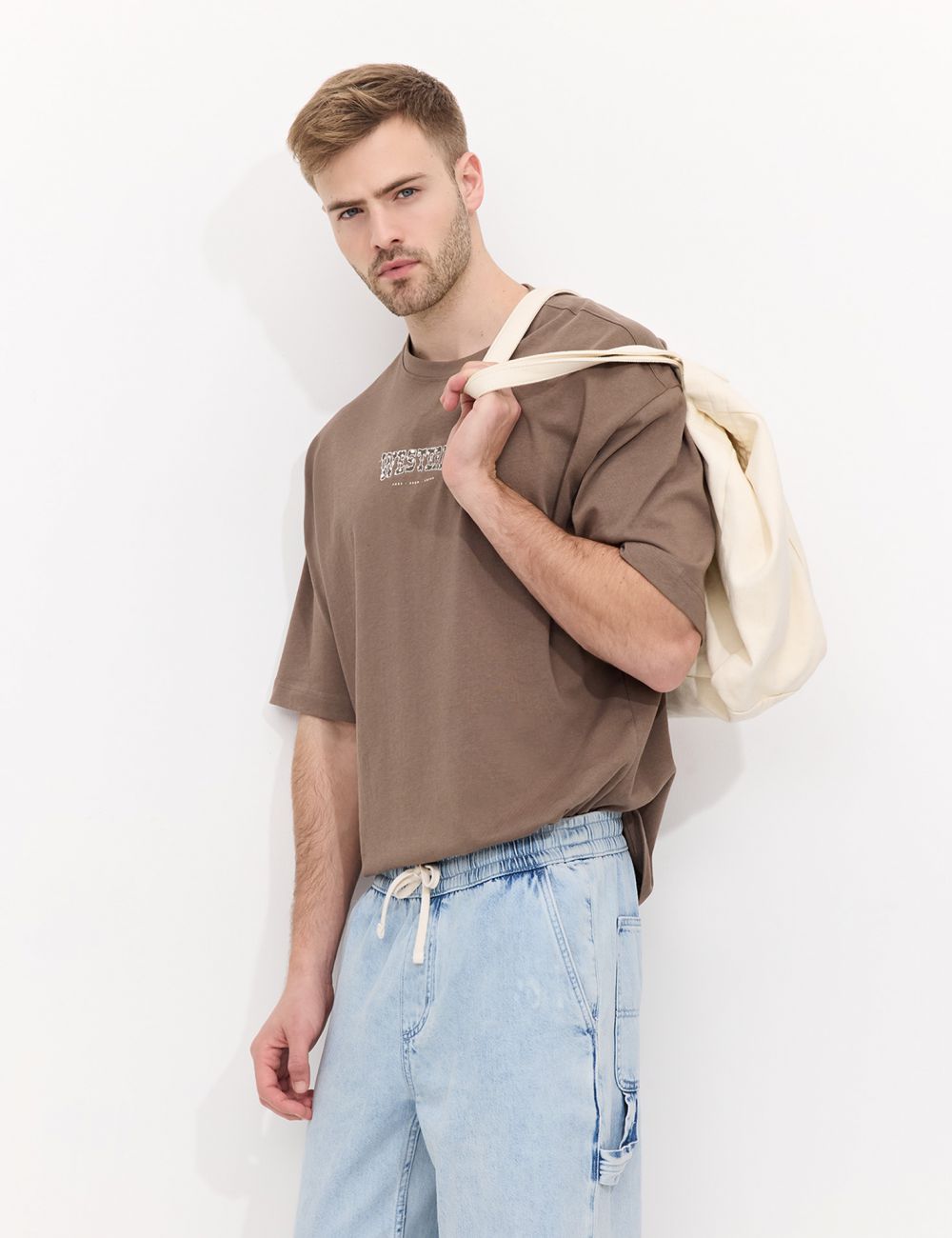 חולצה עם הדפס