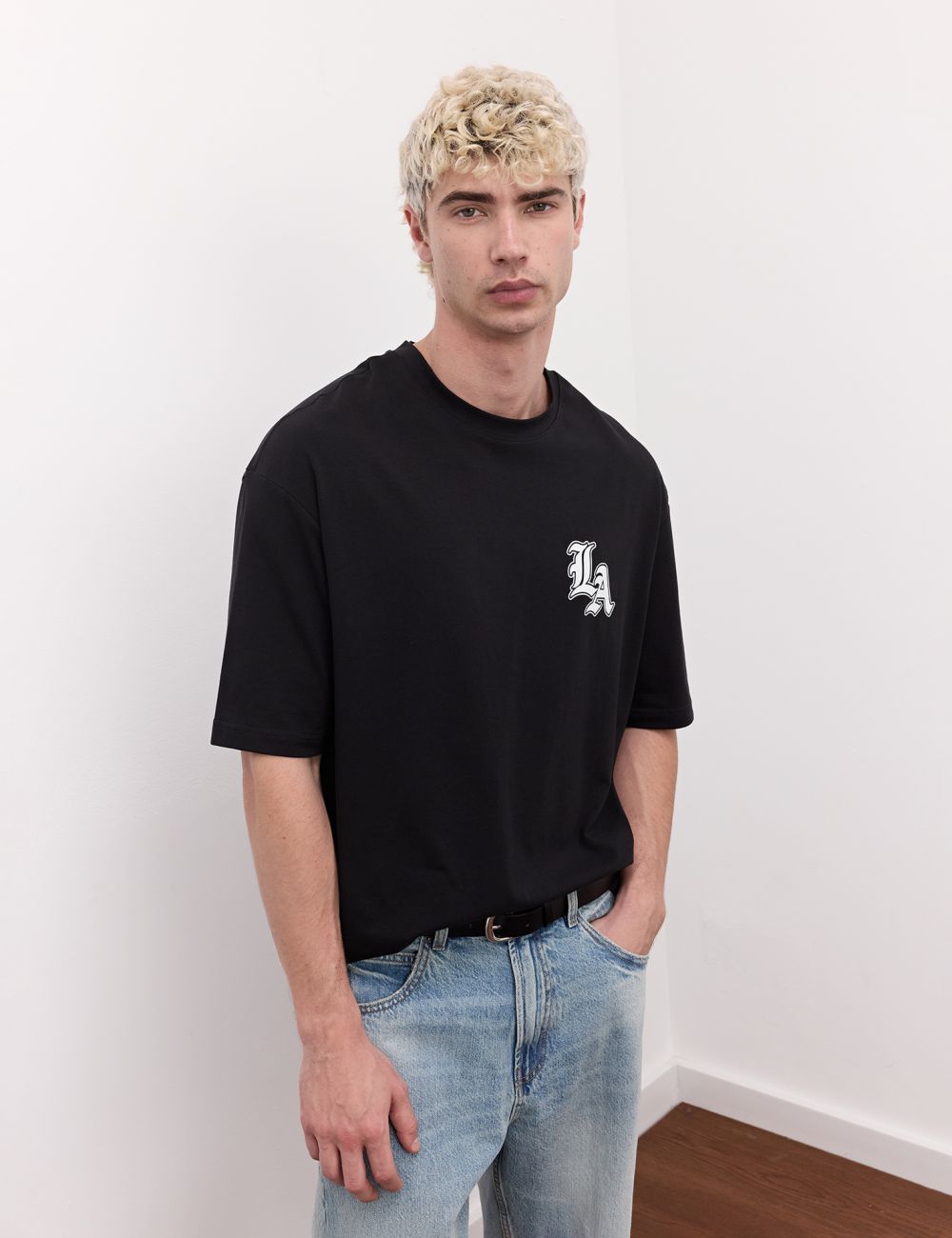 טי-שירט לייקרה עם כיתוב