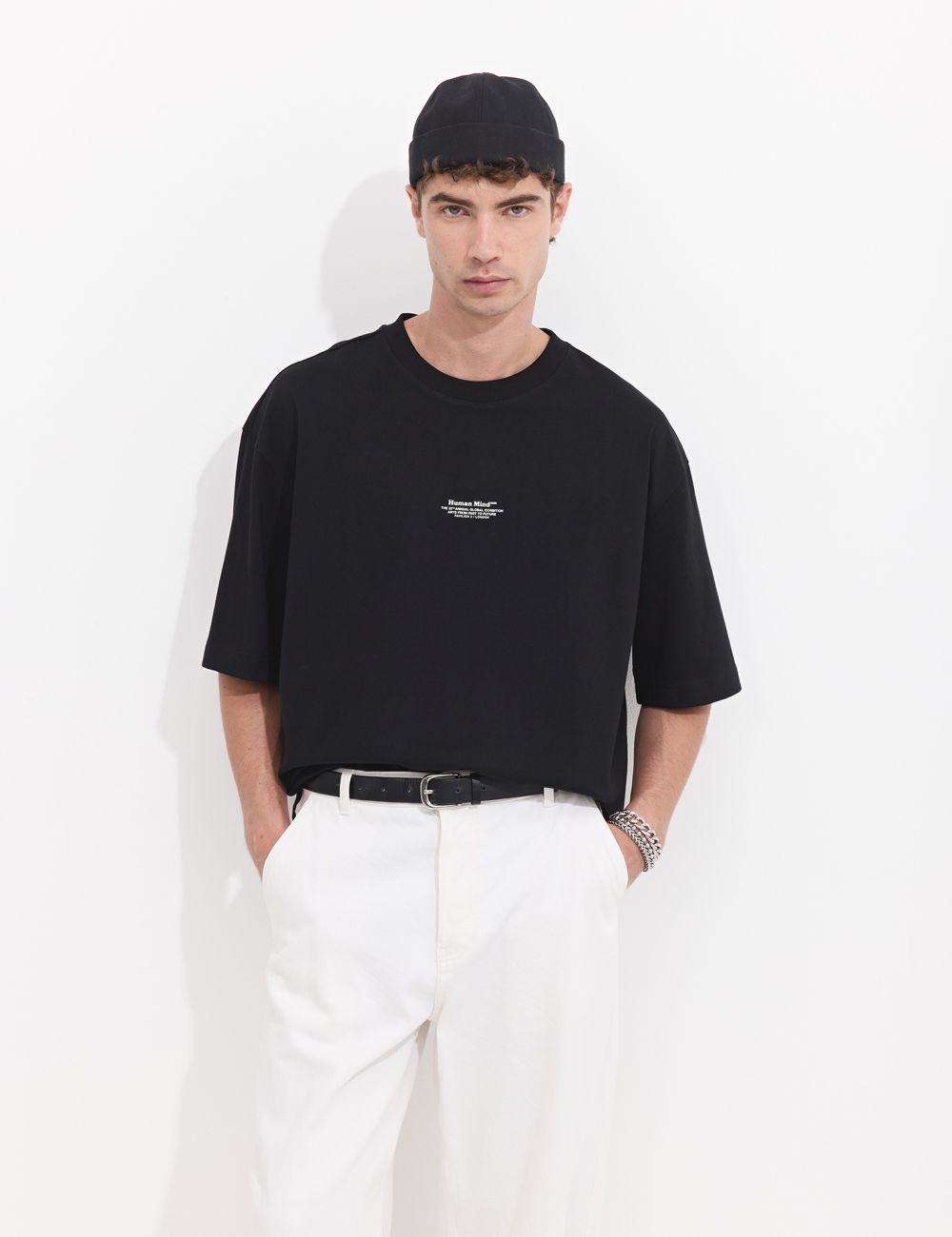 טי-שירט עם כיתוב