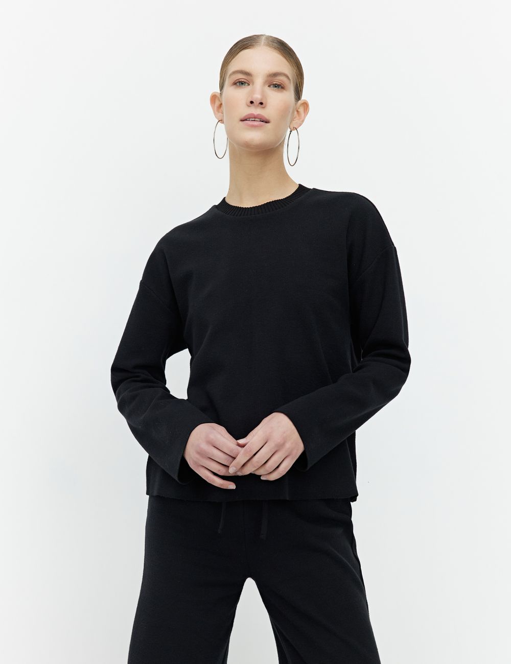 סווטשירט מבד סריג רך