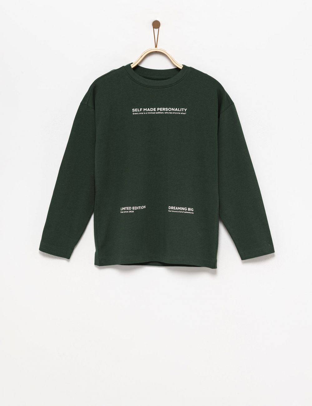 טי-שירט ארוכה עם כיתוב