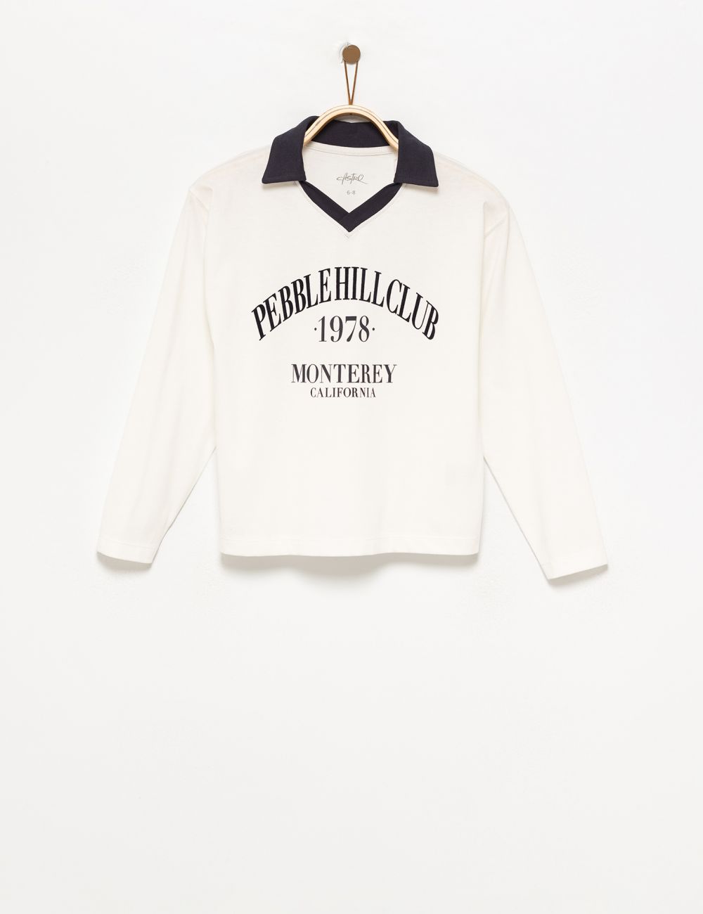 טישרט עם צווארון