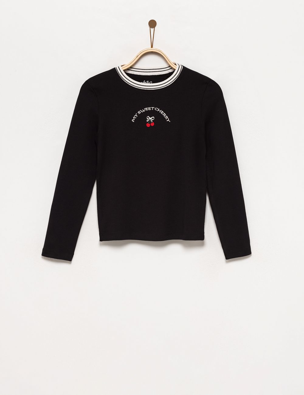 טי שרט ריב שרוול ארוך עם רקמה