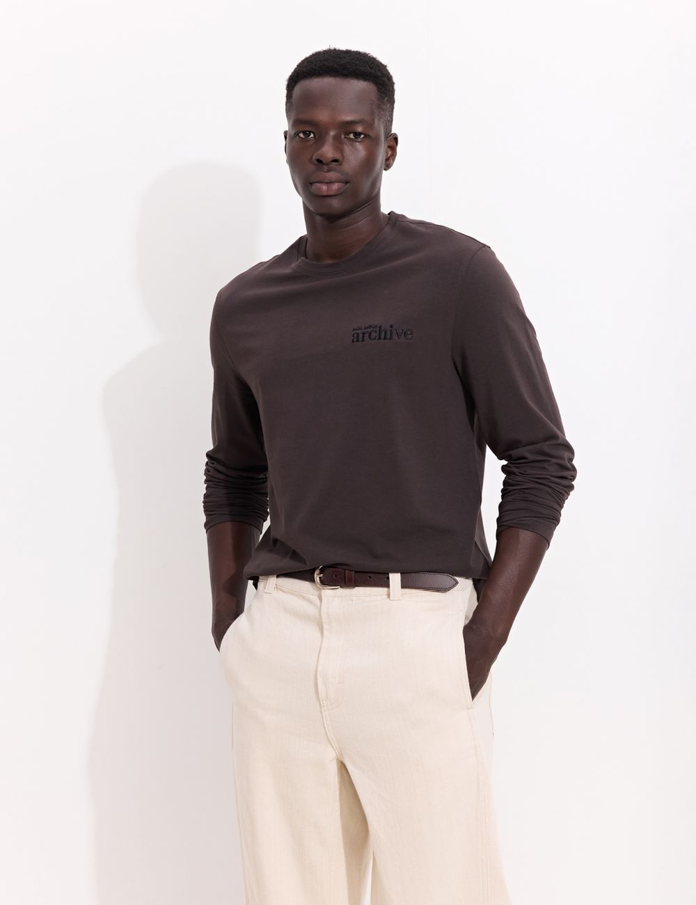 טי-שירט ארוכה עם רקמה