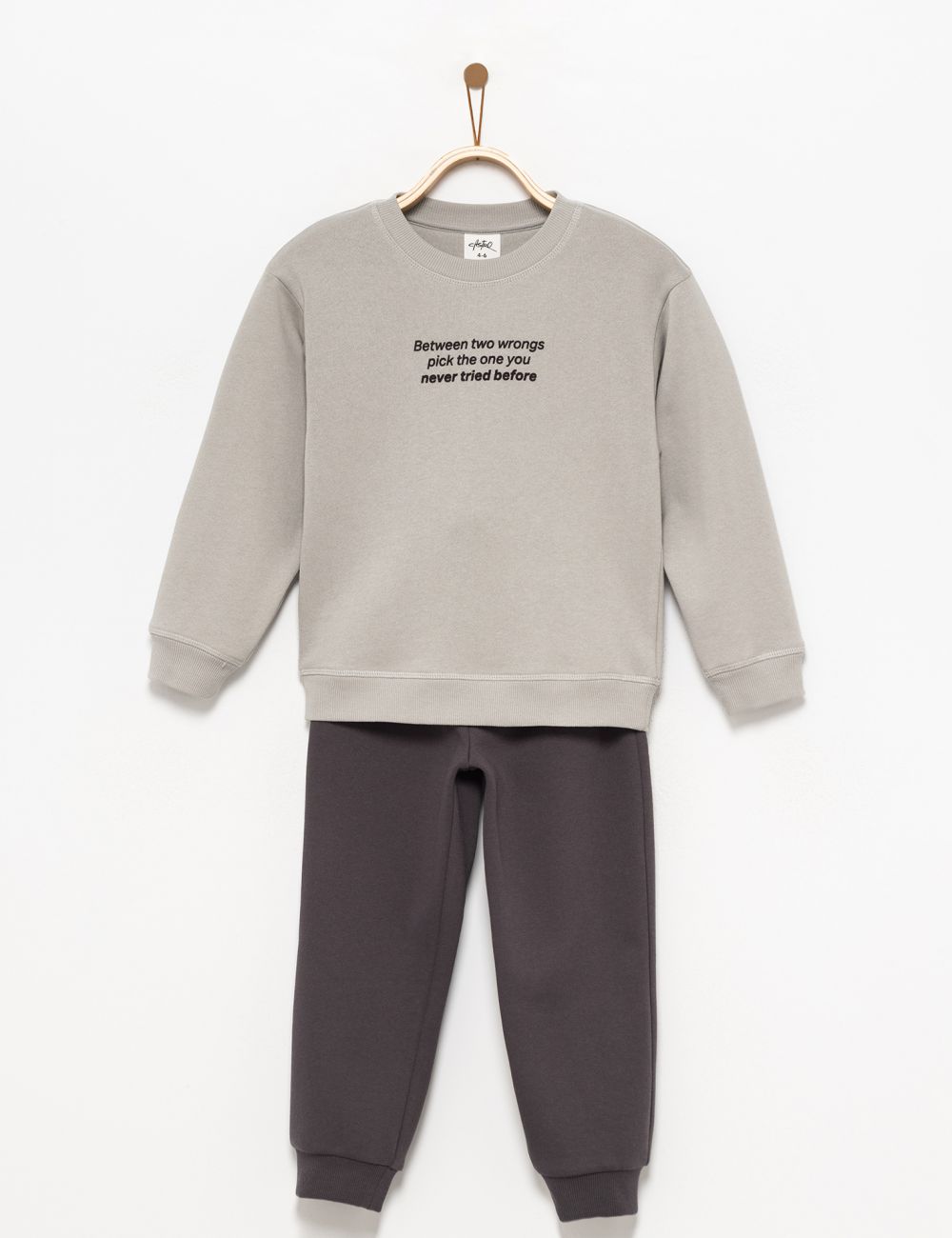 חליפות גן 4Y-12Y