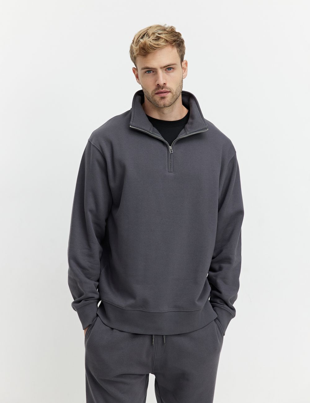 סוויטשירט עם ריצ’רץ’ חצי