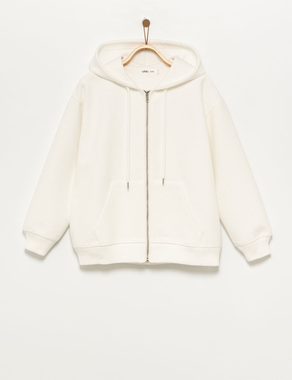 קפוצון עם רוכסן וטקסטורה