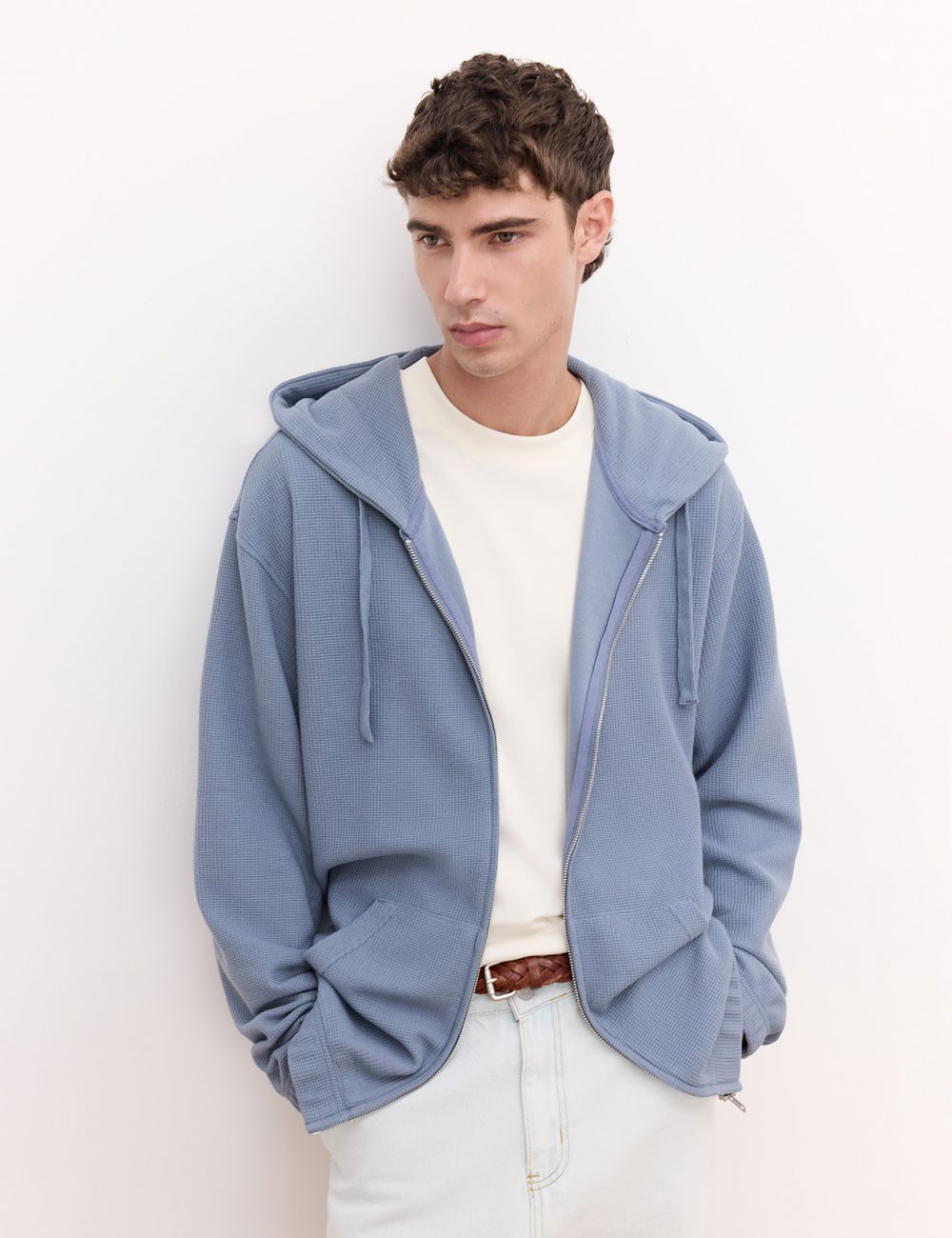 קפוצ׳ון מבד עם טקסטורה