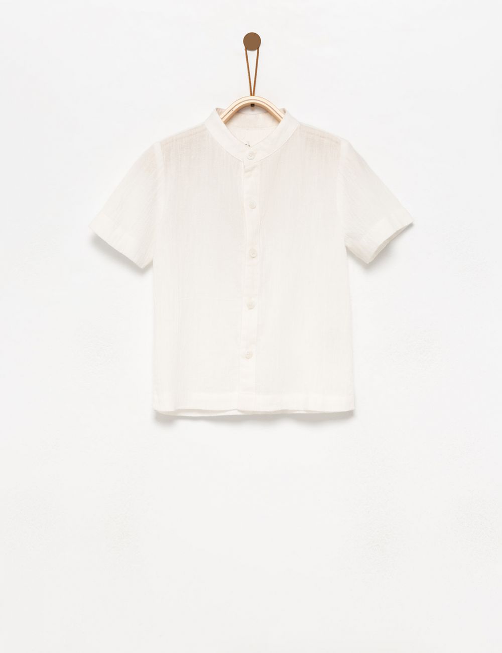 חולצה מכופתרת