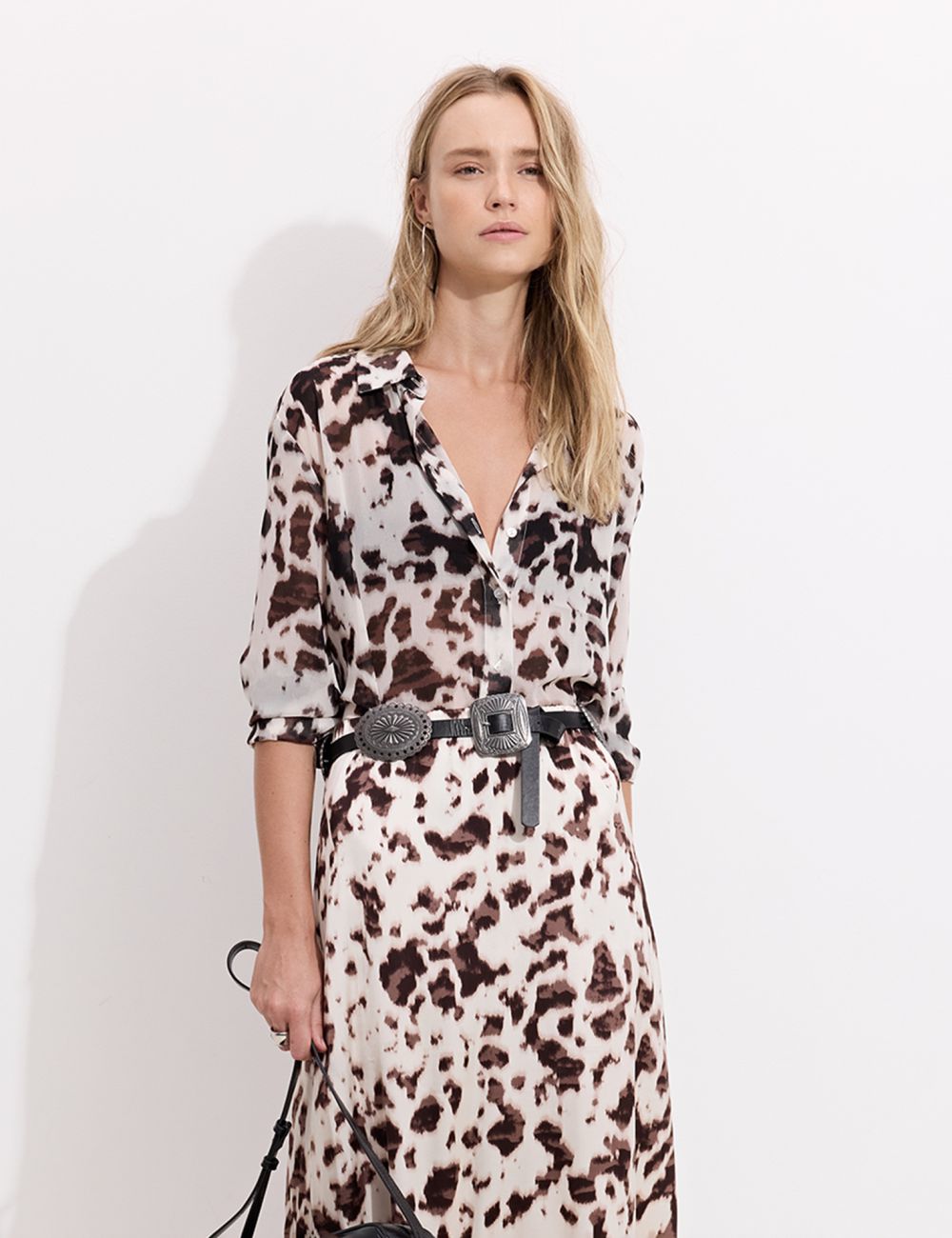 חולצת שיפון מכופתרת